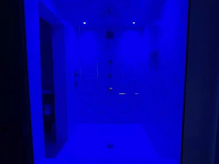 هتل Imperial Suites