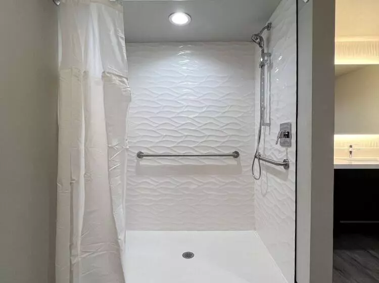 هتل Imperial Suites