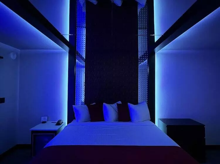 هتل Imperial Suites