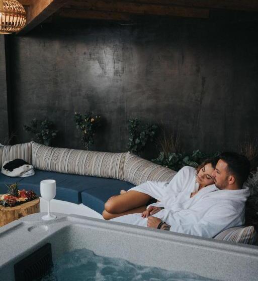 Kahlua Sea View Suites