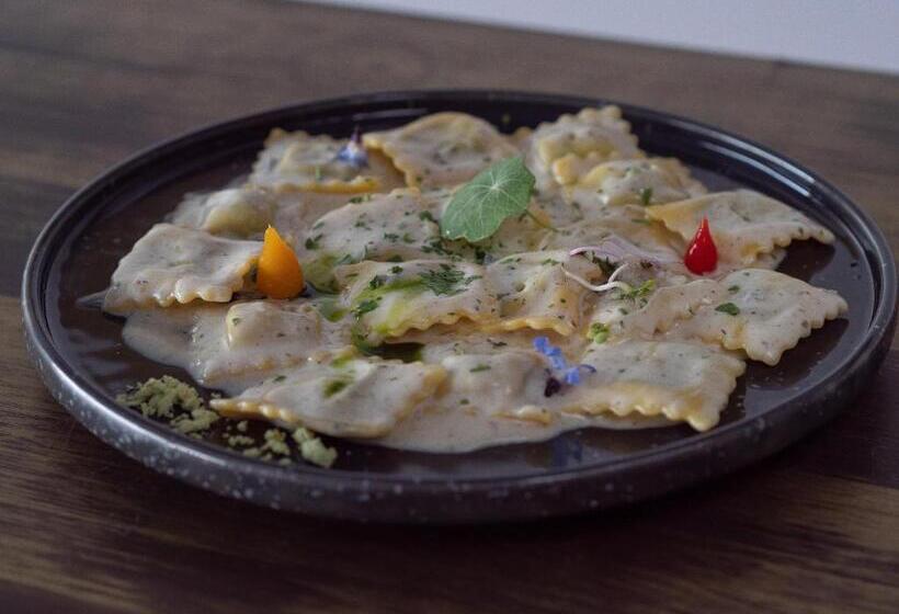 Kahlua Sea View Suites