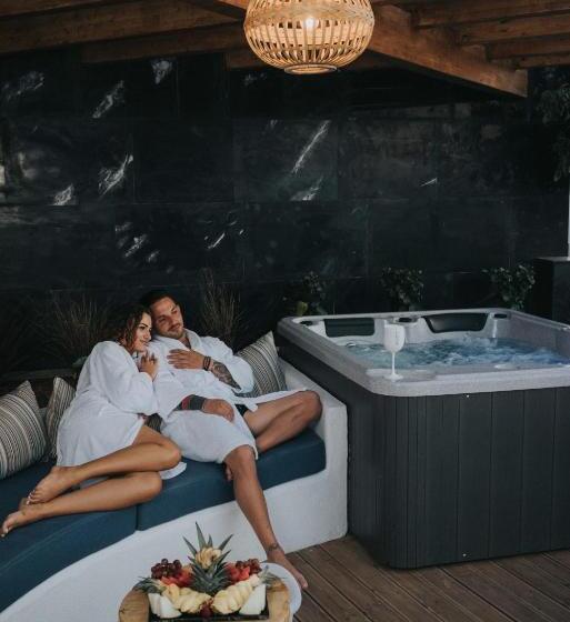 Kahlua Sea View Suites