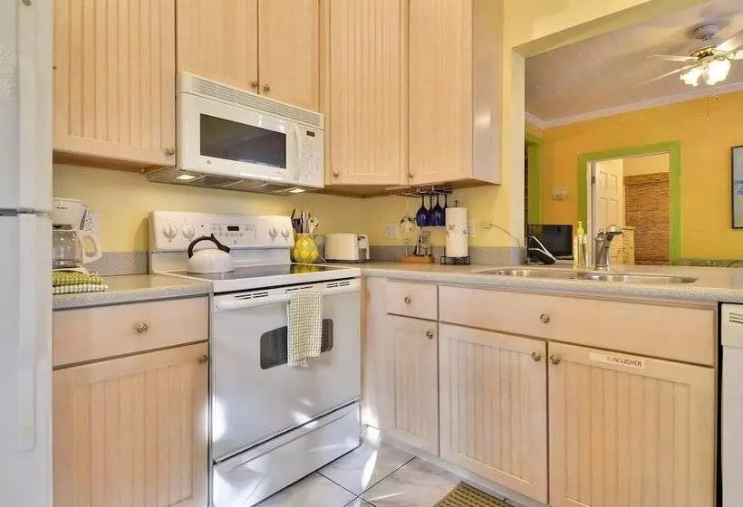 Key Lime Pie By Avantstay Ideal Location W/ Splash Pool & Out Door Dining Month Long Stays Only