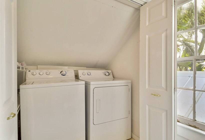 Key Lime Pie By Avantstay Ideal Location W/ Splash Pool & Out Door Dining Month Long Stays Only