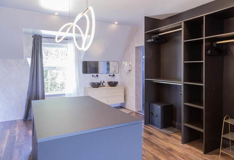 Luxurious 4bd Family Retreat In Magherafelt