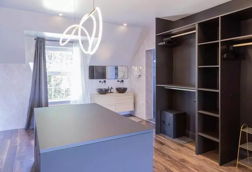 Luxurious 4bd Family Retreat In Magherafelt