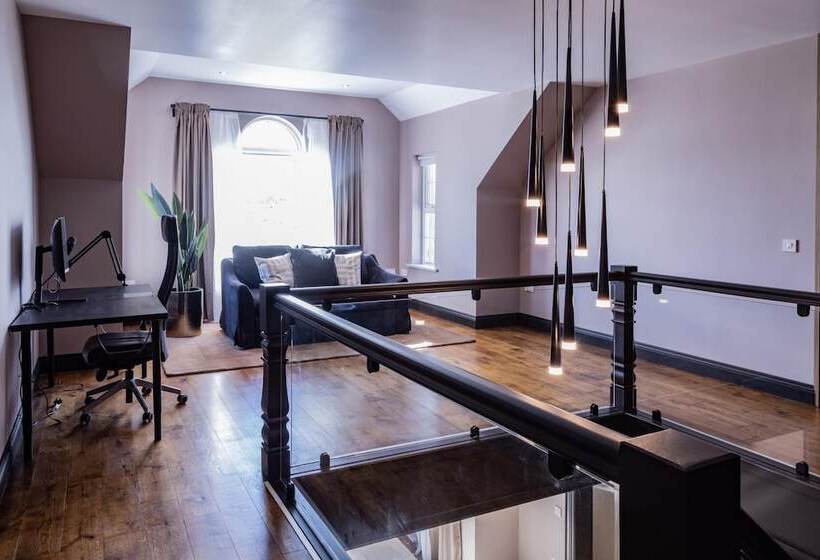 Luxurious 4bd Family Retreat In Magherafelt