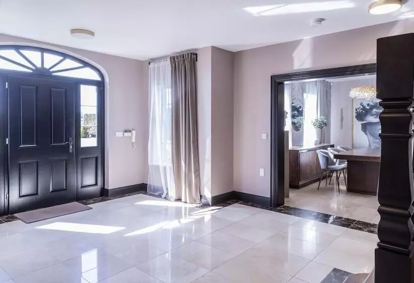 Luxurious 4bd Family Retreat In Magherafelt