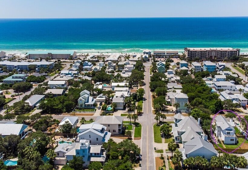 Magnolia Charms By Avantstay 2 Mins To Beach Pet Friendly, Bbq & Balcony Views!