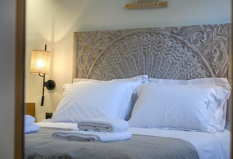 Marea Boutique Suites