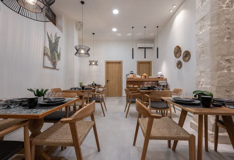 Marea Boutique Suites