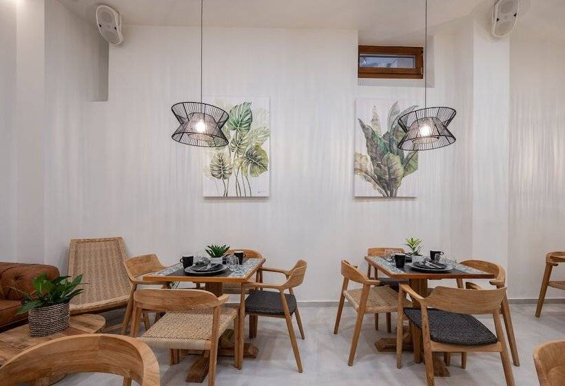 Marea Boutique Suites