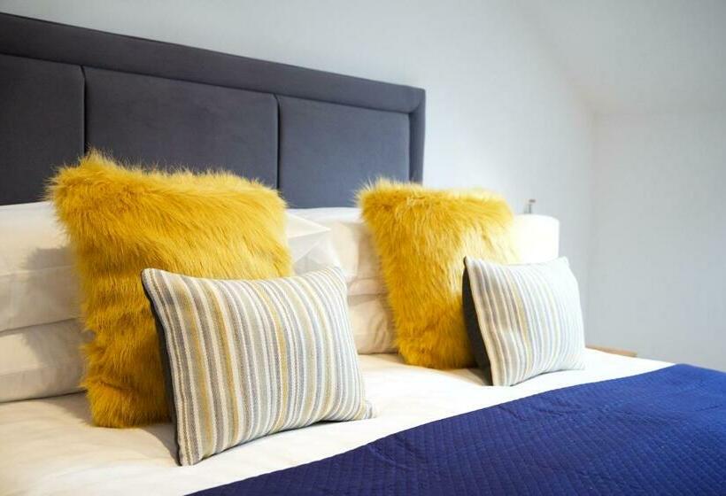 Pensione Dunmurray Lodge Guesthouse And Loft Apartment