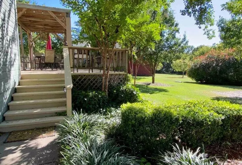 Majatalo Four Winds Victorian Venue & Suites