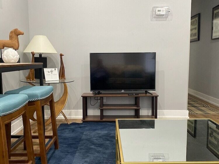 پانسیون Villa Christina