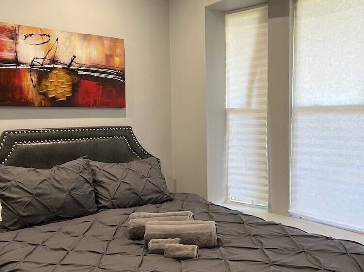 پانسیون Villa Christina