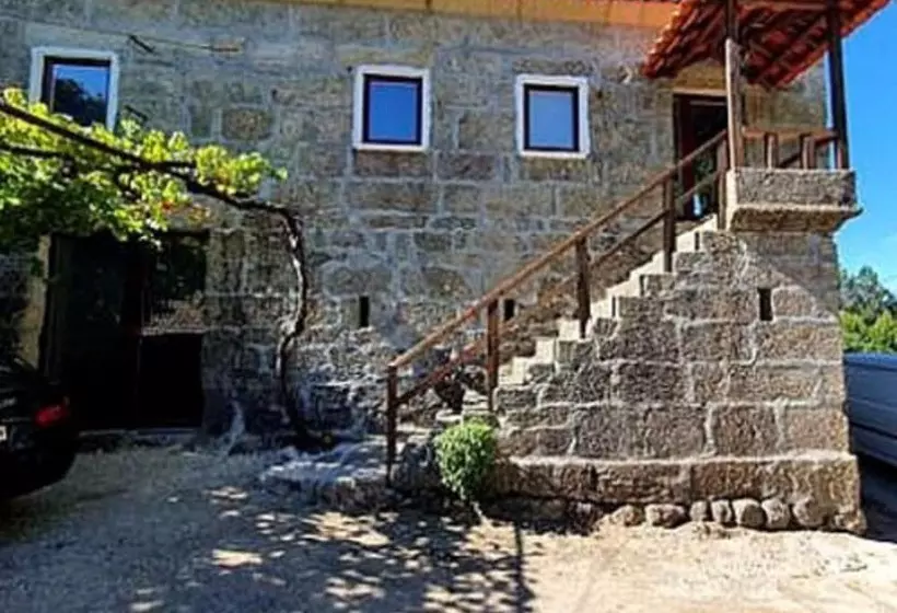 レジデンス Beautiful 2 Bed House   Marco De Canaveses