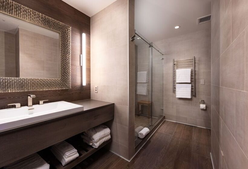 리조트 The Bradstan Boutique