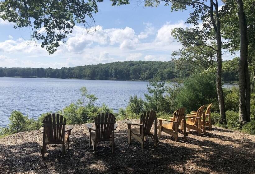 리조트 The Bradstan Boutique