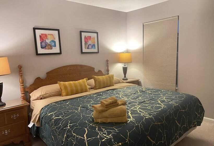 צימר West Chester Gallery