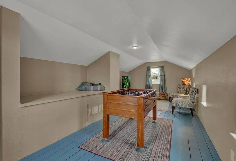 Charming Cottagehot Tub And Grill3 Min To Main!