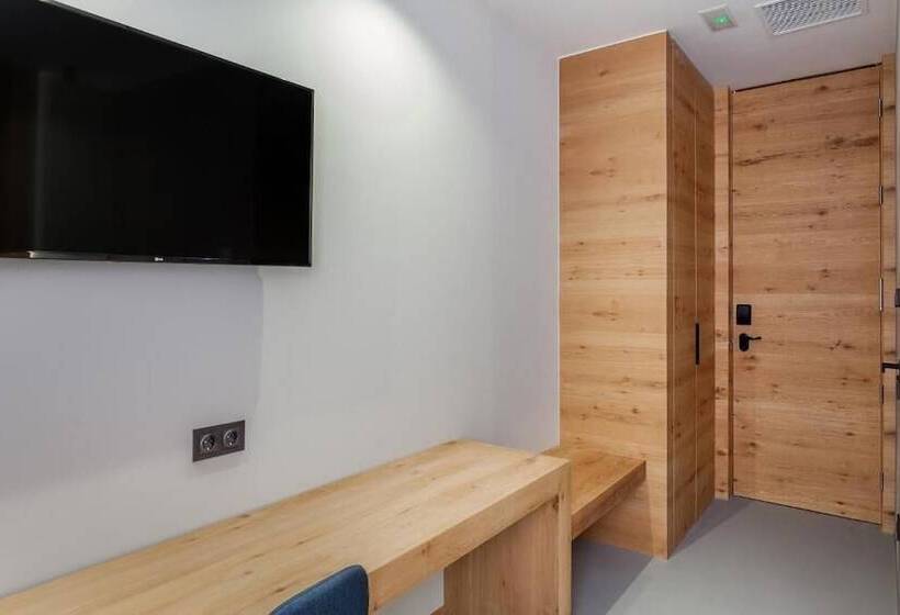 فندق فئة نجمة واحدة Nalu Valencia Boutique Rooms