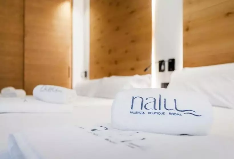 مسافرخانه Nalu Valencia Boutique Rooms