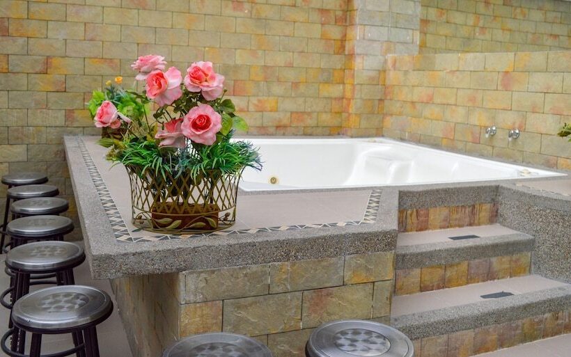 فندق Andinos Plaza