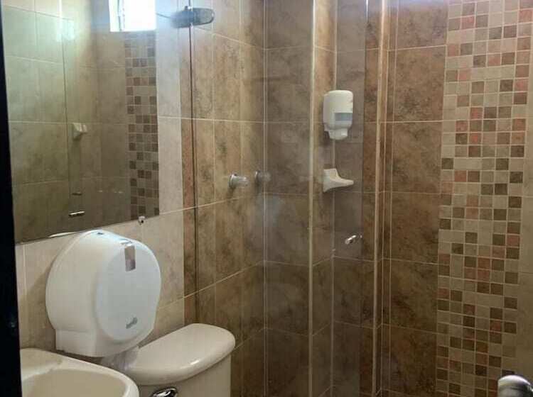 فندق Andinos Plaza