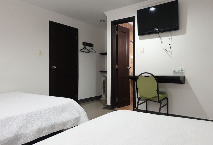 فندق Andinos Plaza