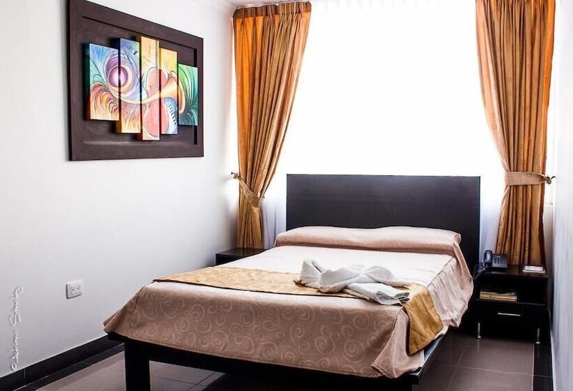 فندق Andinos Plaza