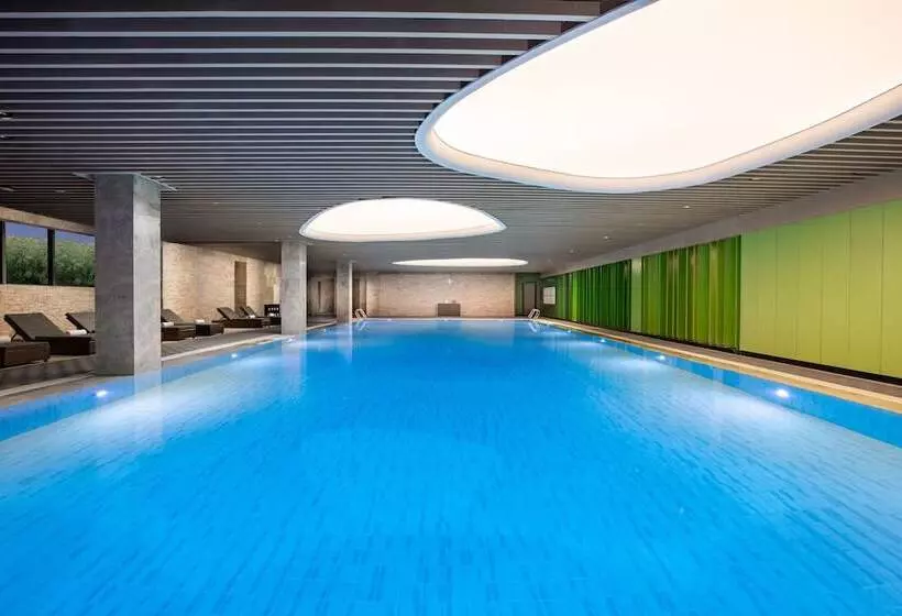 Hotelli Holiday Inn Resort Guiyang Qingyan By Ihg