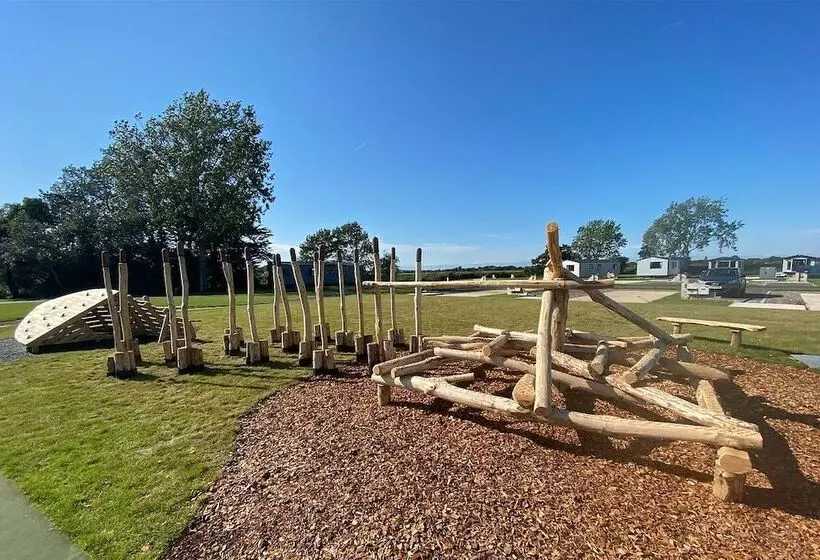 Hotelli Mill Rythe Coastal Village