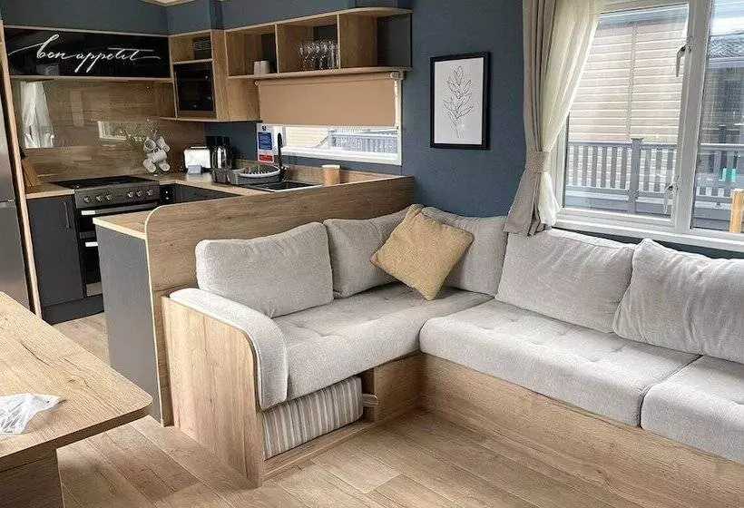 Hotelli Mill Rythe Coastal Village