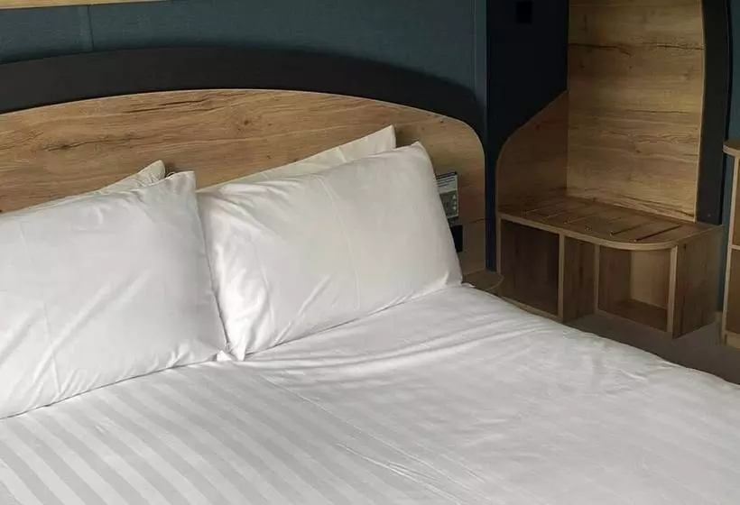 Hotelli Mill Rythe Coastal Village