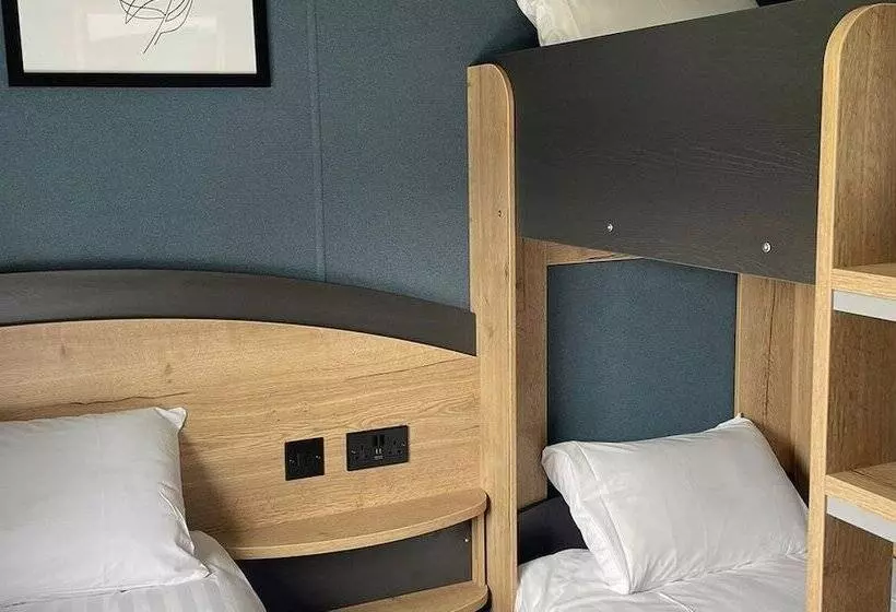 Hotelli Mill Rythe Coastal Village