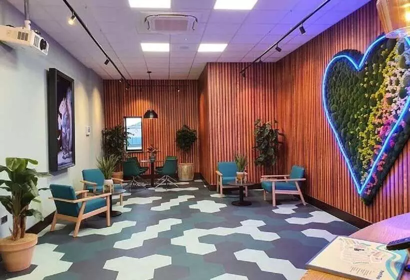 Hotelli Mill Rythe Coastal Village