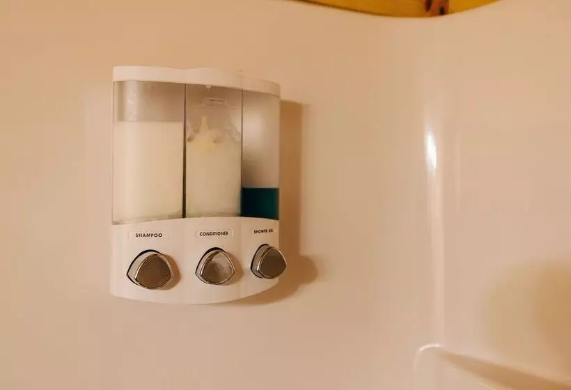 Hotelli Shire Valley Cabins, Charming Dayton Retreat