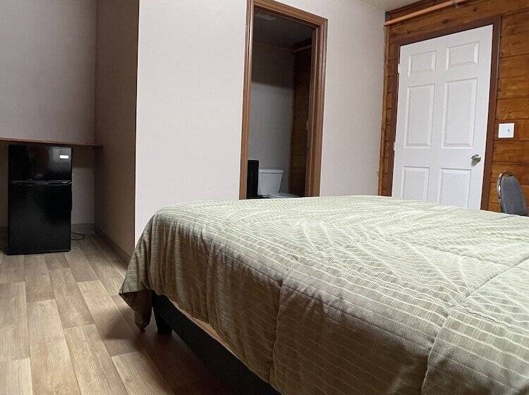 Отель Soldotna Lodge