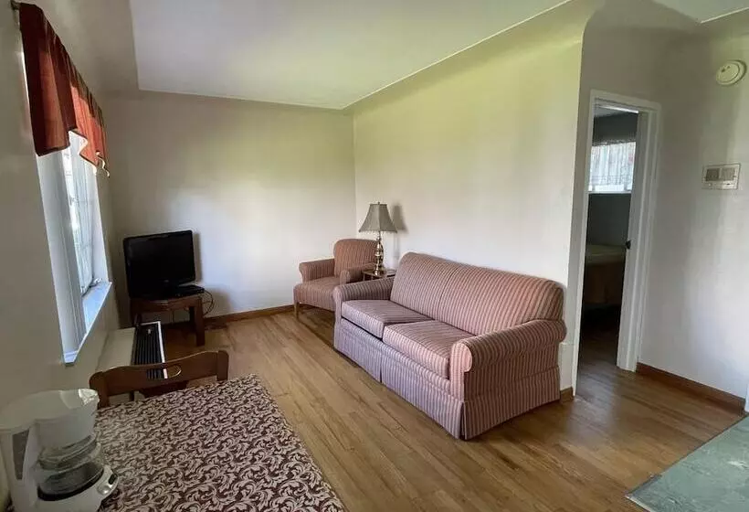 Hotelli Uncle Toms Cottages