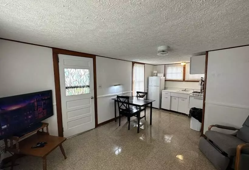 Hotelli Uncle Toms Cottages