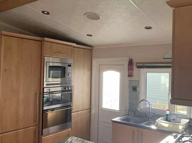 Immaculate 2 Bed Lodge In Monreith