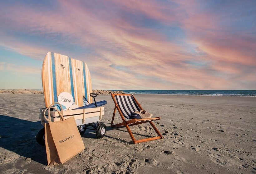 Lighthouse By Avantstay Beachfront View Home W/ Pool Table & Ping Pong