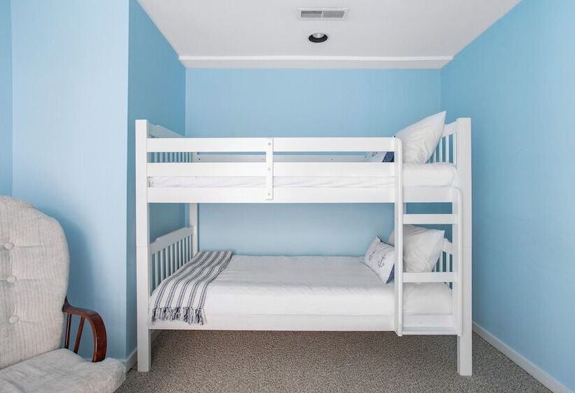 Lighthouse By Avantstay Beachfront View Home W/ Pool Table & Ping Pong