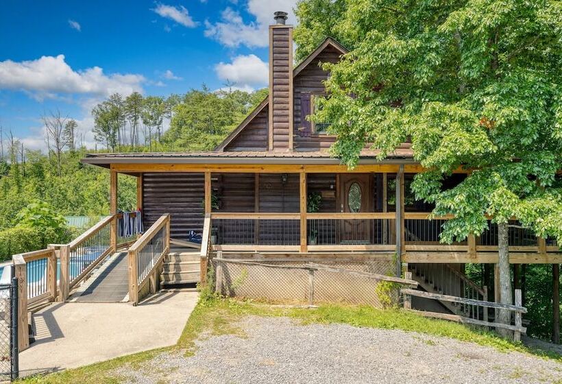 Little Sparrow By Avantstaydowntown Pigeon Forge Cabin