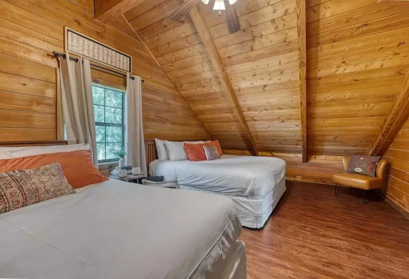 Little Sparrow By Avantstaydowntown Pigeon Forge Cabin