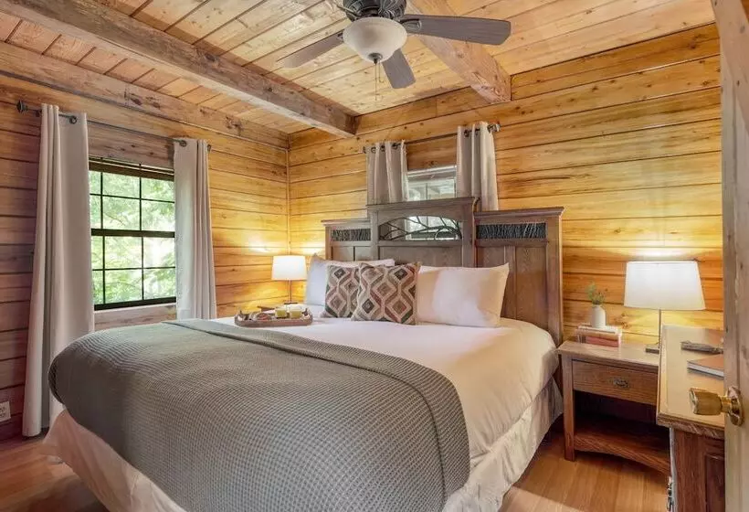 Little Sparrow By Avantstaydowntown Pigeon Forge Cabin