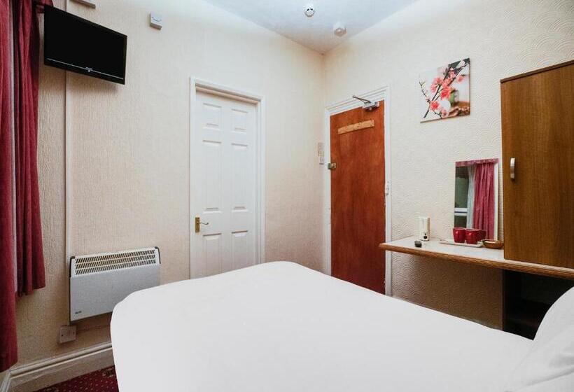 Chesterton Hotel, Blackpool South Shore