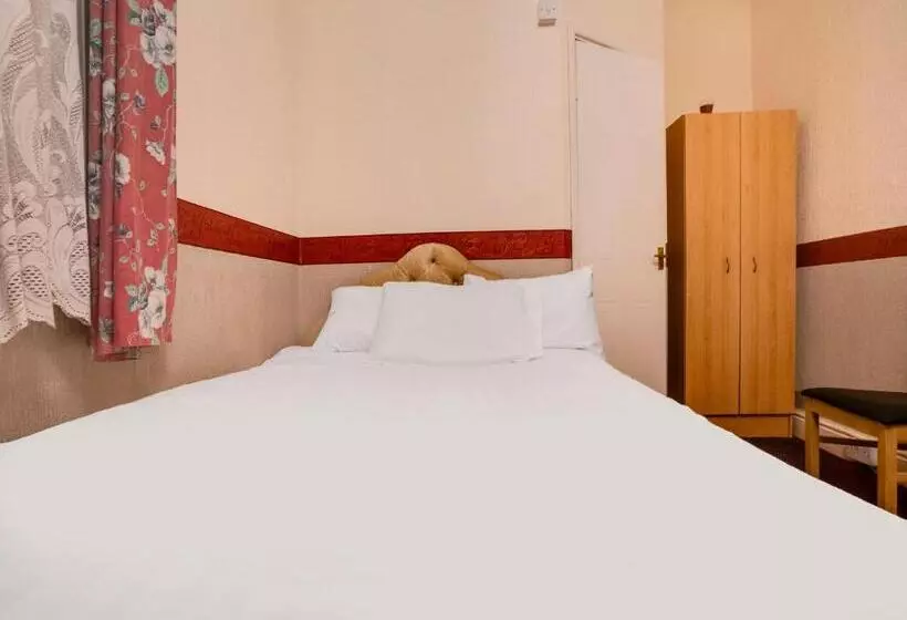 Chesterton Hotel, Blackpool South Shore