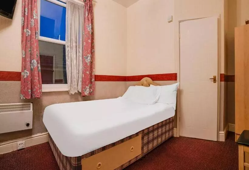 Chesterton Hotel, Blackpool South Shore